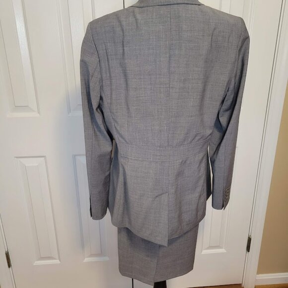Talbots Wool Blend Grey Skirt Suit Set – Jacket 12 / Skirt 10 - Picture 8 of 8